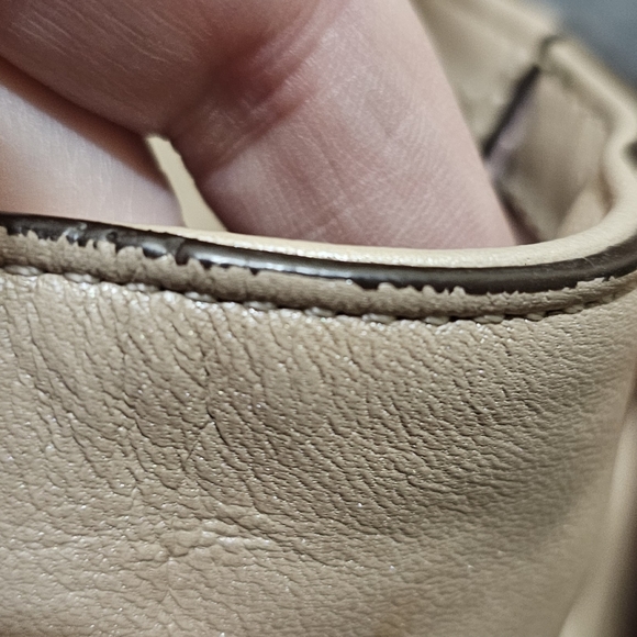 *SOLD*Coach tote and kisslock coin purse. Please see all photos - Picture 16 of 16